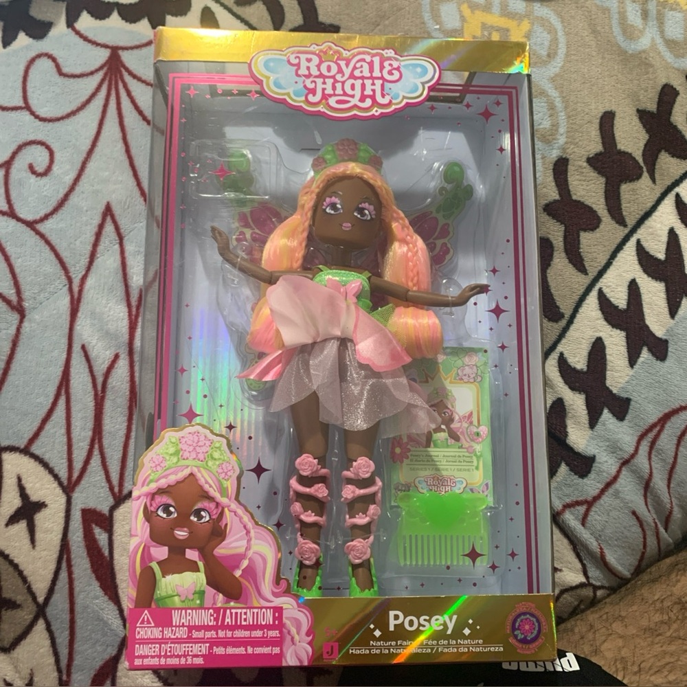 Royale High Posey Nature Fairy Fashion Doll Figure NO Item Code - pre owned